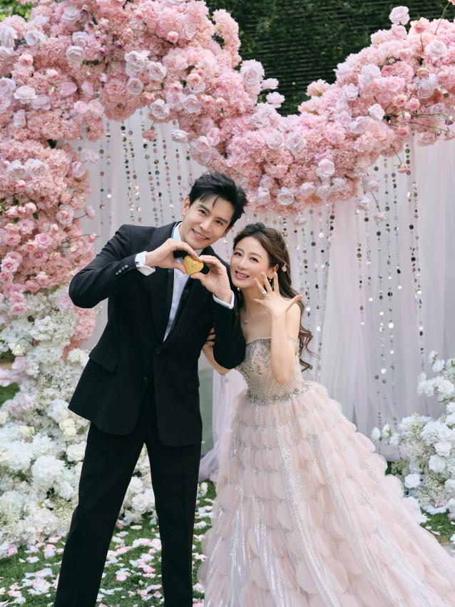 经超补求婚小李琳，以DR真心戒兑换11年